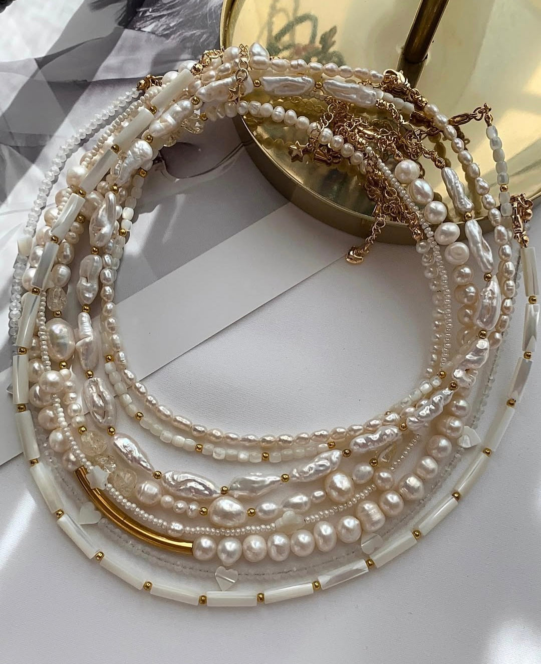 Mother of Pearl Choker Necklace