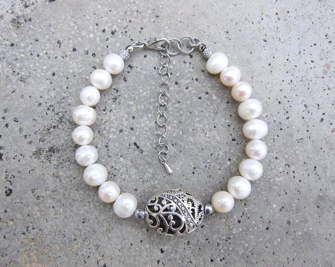 Baroque Freshwater Pearl Bracelet - Balance, Fertility, Calming, Happiness