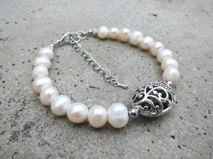 natural baroque freshwater pearl bracelet