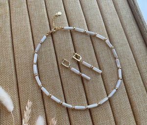 mother of pearl necklace in stainless gold finished